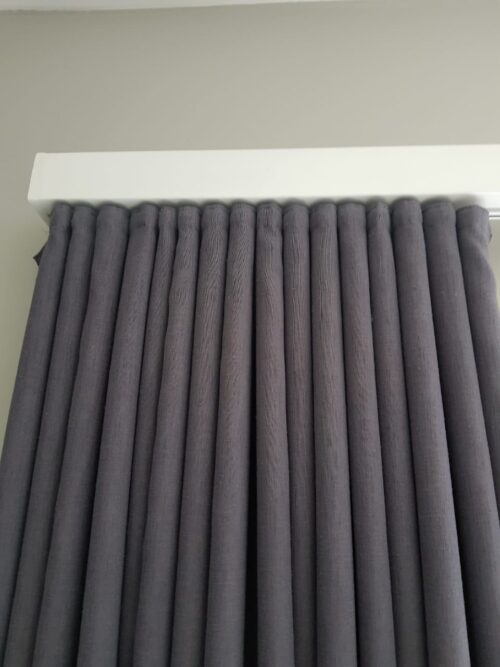 Wave curtain